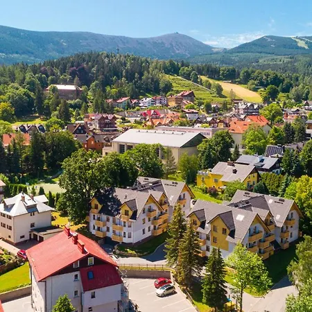 Wonder Home - Apartamenty Polozone Blisko Deptaka, Licznych Restauracji I Sklepow Karpacz Exterior photo