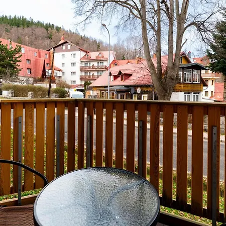 Wonder Home - Apartamenty Polozone Blisko Deptaka, Licznych Restauracji I Sklepow Karpacz Exterior photo