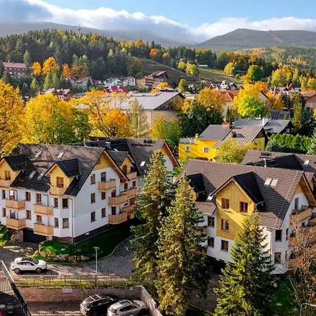 Wonder Home - Apartamenty Polozone Blisko Deptaka, Licznych Restauracji I Sklepow Karpacz Exterior photo
